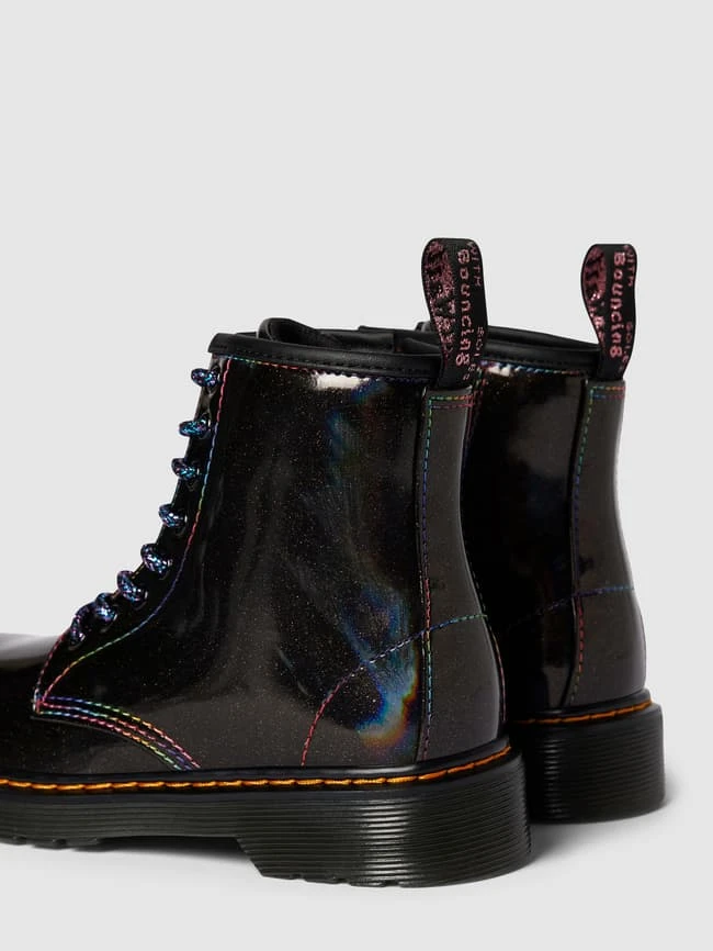 Dr. Martens Schnürboots In Schimmerndem Design - Schwarz 4 Dr. Martens Schnürboots In Schimmerndem Design - Schwarz – Bild 2