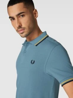 Fred Perry Poloshirt Mit Logo-Stickerei Modell 'FRED' - Rauchblau -Guesi Bekleidung Geschaft ad24khqma8skme2b9opj4ca174rkshqc8p5kcki19p2j2li7a11k6ii8a4okmhqe6d7kqha26p942kq48d3j8e3460om6c9p6ss3cdhk6lj62e9i6sqjge1l6hhj4dhpc5j36pg
