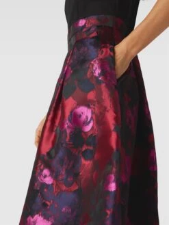 Christian Berg Cocktail Cocktailkleid Mit Floralem Muster - Rot Meliert -Guesi Bekleidung Geschaft ad3k8hal8h348kqba8rjajhh85836d9i9d2k4h1kal4jgk2m8h936l276ha4ml2m6p2jgeaa8l6l2cq984o30c9i69imccr2cpj64d1kc5h68ohoc8rm4dhn6ko34p34c9hj4o8