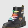 Dr. Martens Schnürboots Mit Motiv-Prints Modell '1460' - Schwarz -Guesi Bekleidung Geschaft ad3kgcpp60r38iqb8grj8la6ad656cpoa4q38i2l88p3ckq8894jghqa8ss4ocq69t3j0kppa1354hq76h3j6cr470sm8p9k6lh30p1k69hmcob2ccq6adj66dh62cr271h3cc8