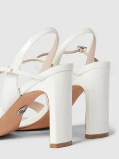 Buffalo Sandalette Mit Dornschließe Modell 'Jean' - Weiß -Guesi Bekleidung Geschaft ad434hpnad442dih655j4d286t7l0iqi6co3aghp8l8j2lajal9j0i27al256c1h8l94id1pah6j6i2ma13jedhlcgsjgd9p71hjio9k6hh3eoj5ckp3achoc9j3gc1pccp3ee0