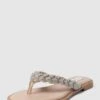 Steve Madden Zehentrenner Mit Strasssteinbesatz Modell 'AMILY' - Silber -Guesi Bekleidung Geschaft ada52li875akudi498pj8i9g893j6di49sskkia59da4kdqg84o34j1l88r3ahac9p9kididaosj6j2e9go38php65h3ac1m65i36cpk6lh3ce1g61j32dhi6th32ohj6kpjap8