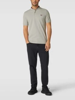 Fred Perry Poloshirt Mit Logo-Stitching Modell 'COLLAR' - Lindgrün