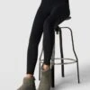 UGG Stiefel Mit Label-Details - Mittelgrau 2 UGG Stiefel Mit Label-Details - Mittelgrau -Guesi Bekleidung Geschaft agrk8diaa583ek278d0kojah70rl6cai94r46ca575450dq5al1j2ghh90p54g9h8osl8j2568okki2i6t3jiob36cp68cho6orm6cpkc4r32e9icosjap1lclh30phpccrmcdo