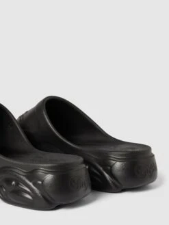 Buffalo Slides Mit Label-Detail - Schwarz -Guesi Bekleidung Geschaft ah53ejq59h2l4eam6h64qhia8tb36ja790o5cj28akqk4dil6h4jejhh615jaj9g69b4ck2j954ksda36t3macb2clj34dr46gp68cpk68qj2eb6c9ij8d9lcdimadb4cco30e0