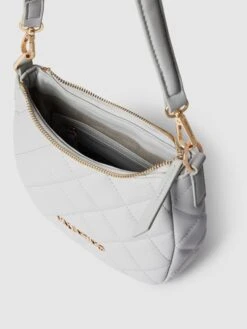 VALENTINO BAGS Hobo Bag Mit Label-Applikation Modell 'OCARINA' - Hellgrau -Guesi Bekleidung Geschaft ah542h9kaks4ae2g68q56ga36kq4mc2i74q3ge278l7kckql60r4sii96sq36gab71758hqm8go4edi99so3gp9pc4p6ce9m64p38p9k6dgm8ohg74qj6d9o70q62c9mchgm2p8