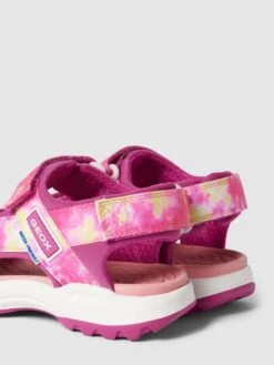 Geox Sandalen Mit Allover-Muster Modell 'J BOREALIS GIRL' - Pink -Guesi Bekleidung Geschaft ah5jigie6p844c2f6h3jehi99col2hak8575chq88p9lcjama1542dpm8t956hq86l84sla96kqkqda78so68pj56gr68ob66pj3co9k6sp38e1gcgo34o9i70ojee33coom6pg