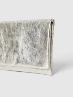 Abro Clutch Im Metallic-Look Modell 'Mimosa' - Metallic Beige -Guesi Bekleidung Geschaft ah7l6e1h757j4eab68skgcho98qkod2gal0lciaeah34qkpoagqkkjq16orkuh2aap7kae1la51kqc1pa0o3icpkckpjeoj1cpgj6ohkcgsjee34c4sm6ohj75j32o9gc4rjiog