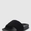 Levi’s® Acc. Slides Mit Teddyfell Modell 'SHERPA' - Schwarz -Guesi Bekleidung Geschaft ah9kihi5ap146di29gq4qgig88qk6khm6t4jek9j90r4md2c8h44sd229kql0iq391b3cghp8t9kuk2b853j8opn64o3epj5c4pmce1k6hh30ohm6gojccr5c5i36dhpcpi3cdg