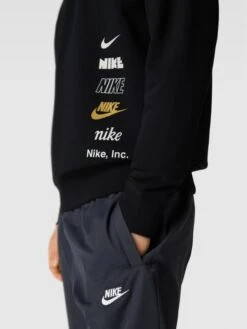 Nike Sweatshirt Mit Label-Print Modell 'CLUB' - Schwarz -Guesi Bekleidung Geschaft ahaj0kaa897k4l2iaoo4ekhp9973ae1g8gpl0cq8a0oj2hpl9t1jejhj6oo56hie84p4sc2ma13jcli774o30dhl61i6ac1jc8qm8p1k60sj6ohk6kqj2dhm6lhjic9g70ojgco