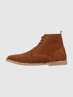Jack & Jones Boots Aus Veloursleder Modell 'Bruce' - Mittelbraun 8 Jack & Jones Boots Aus Veloursleder Modell 'Bruce' - Mittelbraun -Guesi Bekleidung Geschaft ahb32dpk911k2d2m8h3jeda6a9534c2771a44cih69a48k1g6943ah2e6h63eha26tb4oka1ah230h1n653m4chi6kr30phncli36e9k64s3ao9j6gpm6phm68s3ip316phjcp0
