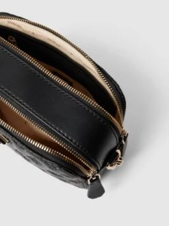 Guess Umhängetasche Mit Strukturmuster Modell 'NOELLE' - Schwarz -Guesi Bekleidung Geschaft akq4cdhg9gq5acih6krj4chk650jglaf6hakag9k9t2kmgpj88s38h278t1kcgql9965aj248d130l1gal3m2pb26go3ic9k6sqj6chk75gjee1m65h30phpcks3ec1jckr6ap8