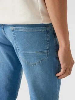 MCNEAL Jeans Mit Label-Patch - Aqua Blau -Guesi Bekleidung Geschaft al2j4ihg69532hqa6p7kahia8ha46hppah4j4i9p8grkojab9l544e1p719jag9j9soj0ka88d34ihpn653jec9h6osjeob3clj30c1k6go34eb16csjcp1p75hj4cr674r6ao8