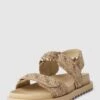 Guess Sandalen Mit Label-Detail Modell 'FABELIS' - Beige -Guesi Bekleidung Geschaft al338ligaha42da175b52kqd6d552kai9koksc236p9lccaa9h5kaihjal7kue2g857kojija124acig9ko34cb16di6cohj6cp6achkc4q68oj2cpij2db5ccr62phj70pjecg