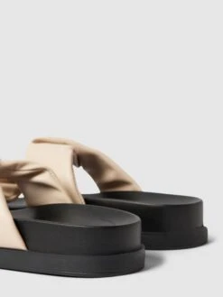 Only Pantoletten In Two-Tone-Machart - Beige -Guesi Bekleidung Geschaft al5kqlam9h6lchib7544ej1m88q4ahq8a51k6gii75al4c2g6h1j6l24apa4ce2k8cr48jhgaopl8c9k74o3idr26hh30p9occoj0c9kcco3ceb26os3idr260r3go9n71hm2o8