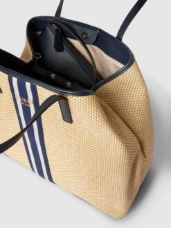 Guess Shopper In Flecht-Optik Modell 'VIKKY LARGE TOTE' - Marineblau -Guesi Bekleidung Geschaft aoqlci9j75a32kpj8p6k8ead9t948dabah2kmkac915jeki28t1l2iam8l836ia8a17kuii39kol8i9m8oo3edj36co3aphk6oq3cchkcgojiohp60q3id1i64r38ohp74r32dg