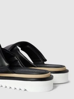 Marc Cain Bags & Shoes Pantoletten Mit Breiten Riemen - Schwarz -Guesi Bekleidung Geschaft ap14eja564pj6dho68s32ka56d5kihiaalakogqcalak4i2f8p0kqjqjal9kmia48crj4ki390q3gl26753m4oppcoq36p1n6sqm8c9kcooj6ohl60o34pho6soj8pj16gqmcdo