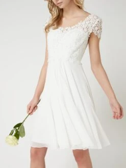 Luxuar Brautkleid Aus Häkelspitze Und Chiffon - Offwhite -Guesi Bekleidung Geschaft ap7laj2l99546hig8d6l0ha29gsjidih8kpl6l288sp3ek1o8csjic258d8jch1i6t944hadap236hqf98o38pj36dj36p1mcpijeopkc4sm4ohm69i36db4ckoj0c9k6orjgoo